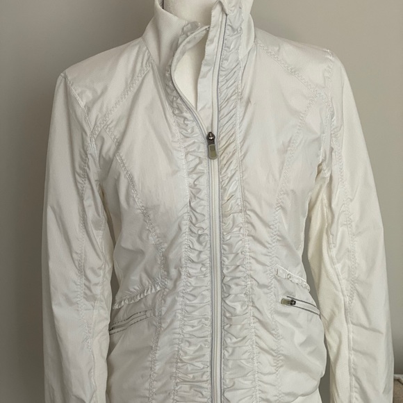 lululemon athletica Jackets & Blazers - Lululemon zip up wind breaker jacket - size 8